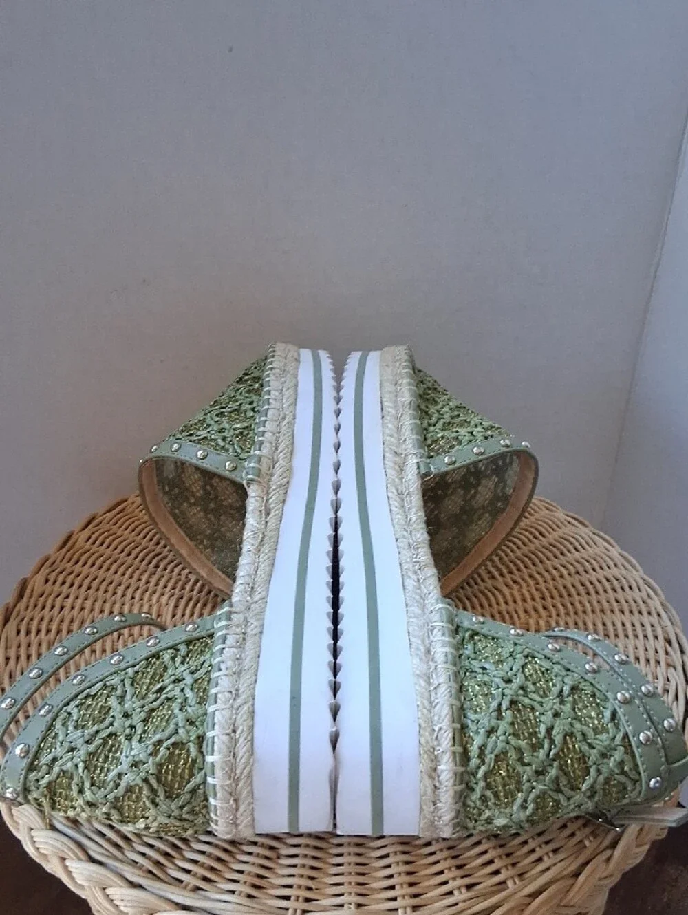 NWOB Jennifer Lopez Light Green Woven Espadrille Sandals with Ankle Straps